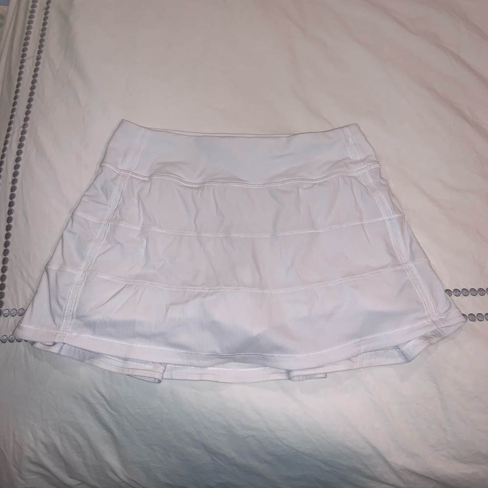 Lululemon pace rival mid rise skirt